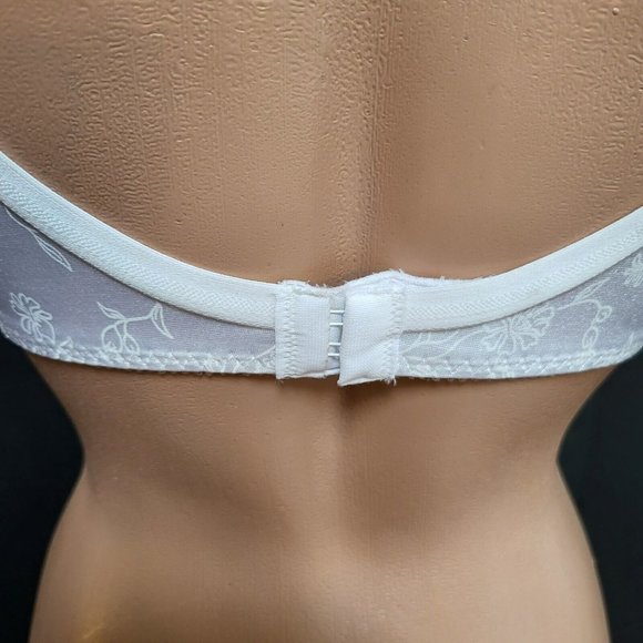 Playtex Secrets 36B Full-Figure UW Lace White Bra -  US4422 - NWT - Picture 8 of 10